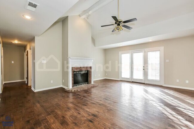 Building Photo - Charming 3-Bed / 2-Bath Single-Story Home in Little Rock with 1,554 Sq Ft of Space!