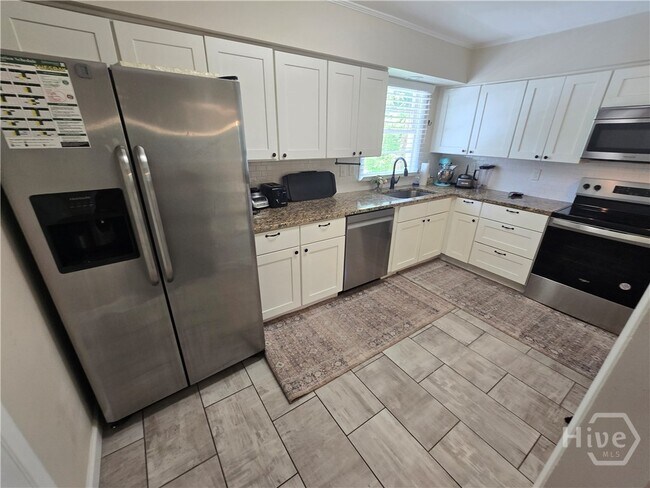 Building Photo - 5014 Spartan Dr
