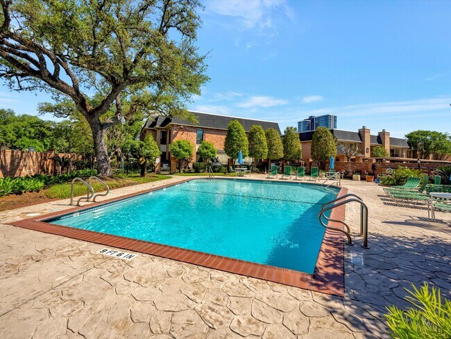 Building Photo - 1601 S Shepherd Dr