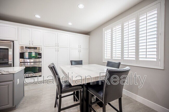 Building Photo - 11112 Pine Greens Ct