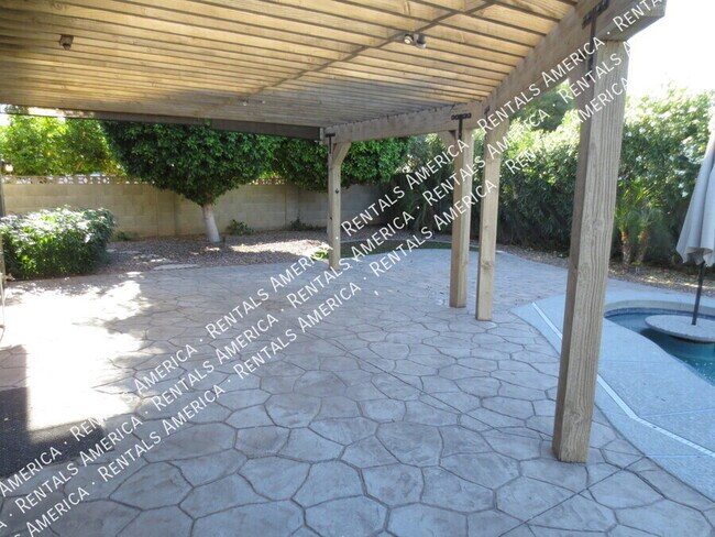 Building Photo - 8556 E Keim Dr