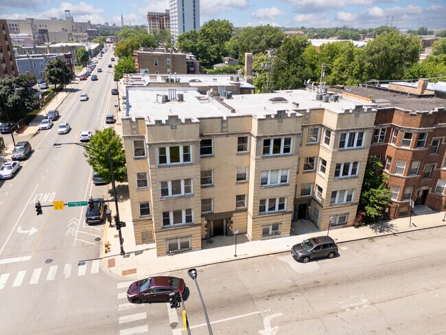 Building Photo - 102 N Hamlin Ave