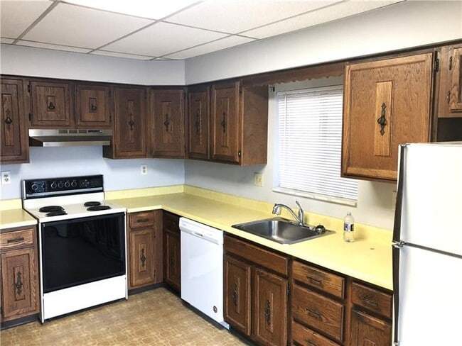 Building Photo - 5127 Liberty Ave