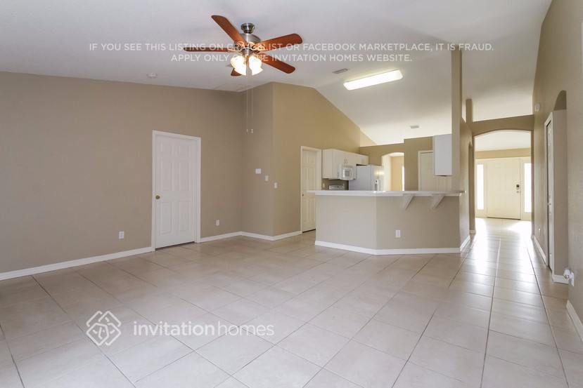 Building Photo - 3228 N Biscayne Dr