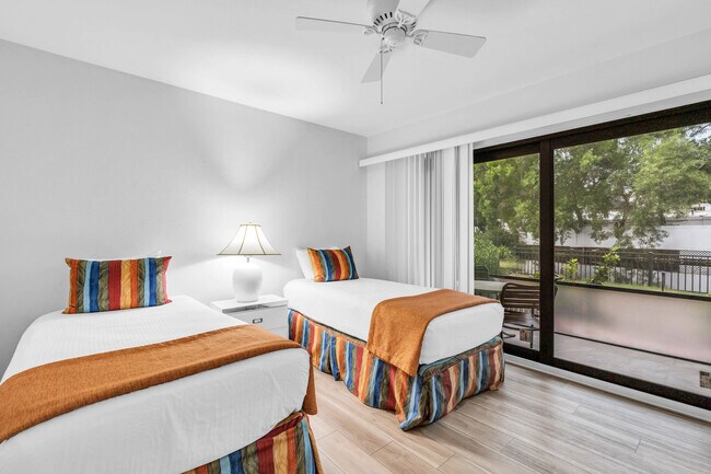 Building Photo - 600 Neapolitan Way