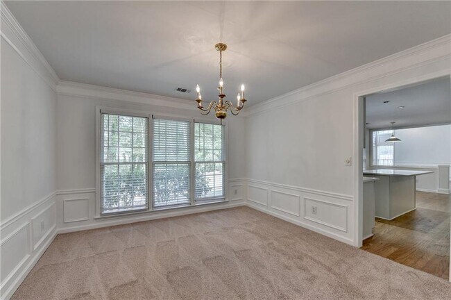 Building Photo - 6535 Ganton Dr