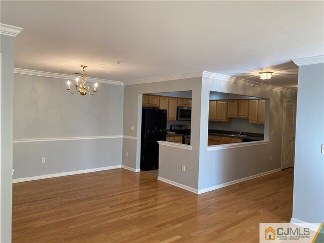 Building Photo - 1127 Fernwood Ct
