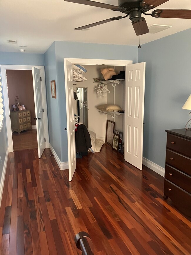 Building Photo - 117 State Ave