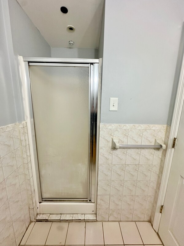 Building Photo - 347 Ridgewood Ave