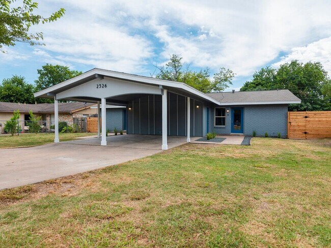 Building Photo - 2526 Glen Springs Way