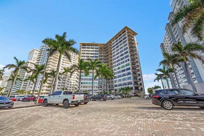 Building Photo - 3800 Galt Ocean Dr