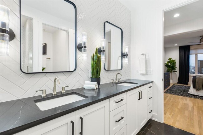 Building Photo - The Best Address in Germantown — Fully Furnished Executive Townhome, Move-In Ready | $8,995/Mo