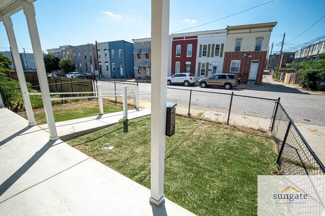 Building Photo - 1602 Cypress St