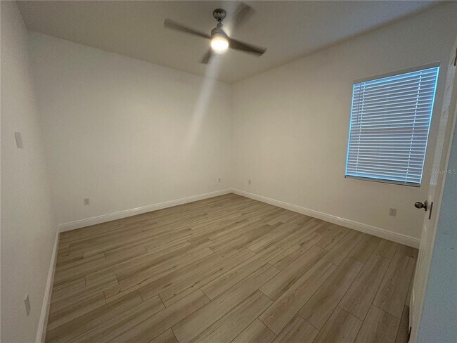 Building Photo - 1105 St Nicholas Ave