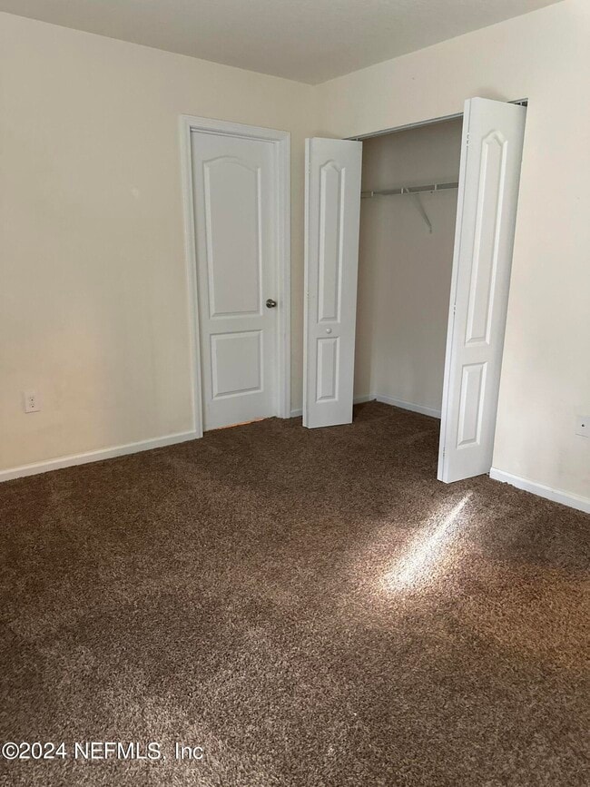 Building Photo - 8053 Echo Springs Rd