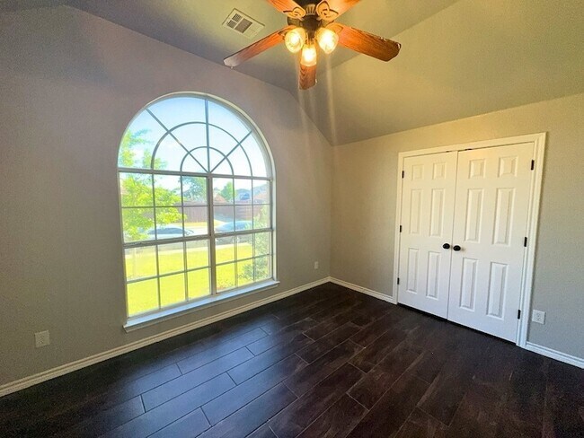 Building Photo - 1541 Mountain Laurel Ln