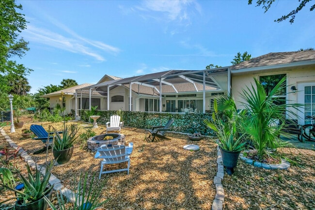 Building Photo - 19 Hoffer St