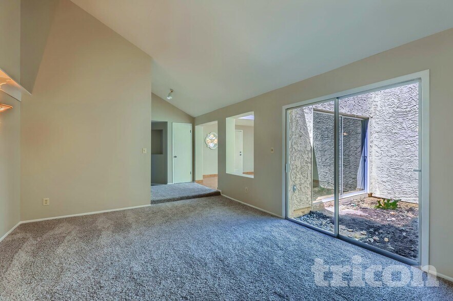 Building Photo - 3031 W Mercer Ln