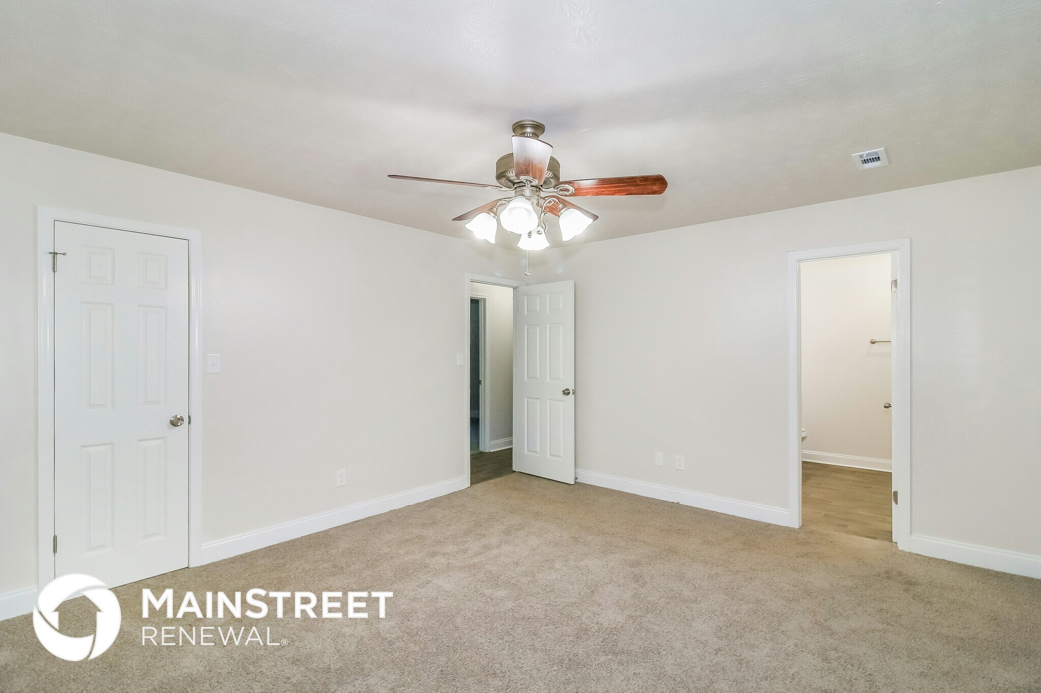 Building Photo - 420 Rosehill Dr