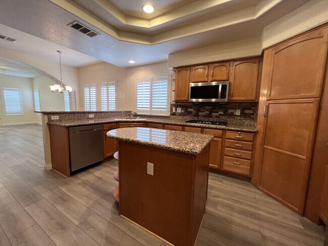 Building Photo - 678 Kentons Run Ave