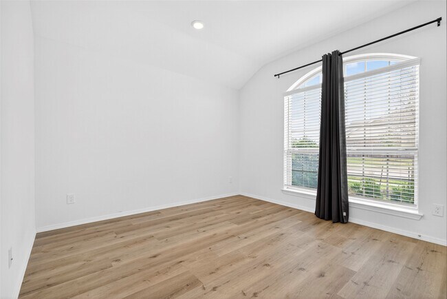 Building Photo - 5402 Still Creek Ranch Dr