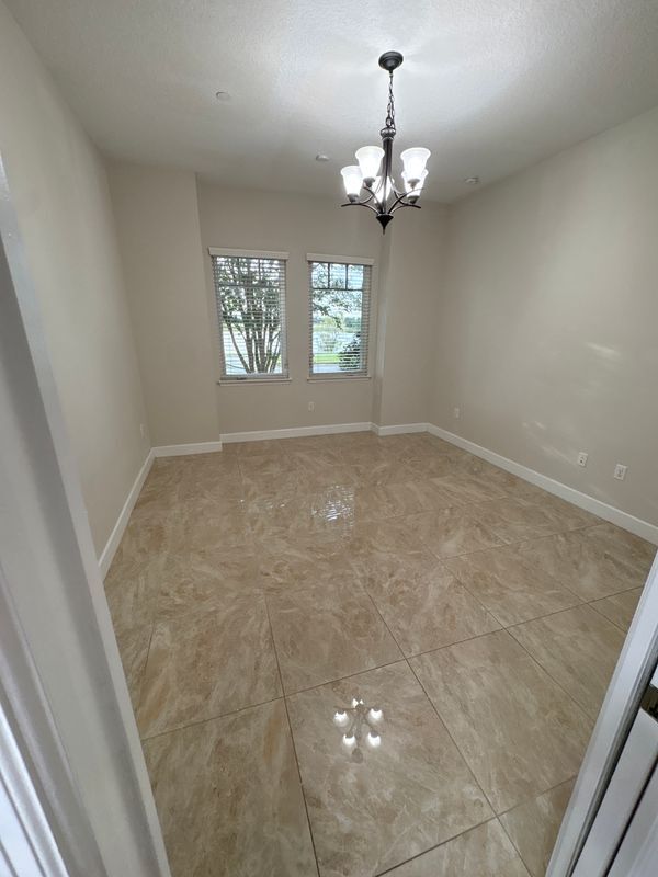 Building Photo - 13775 Benavente Ave