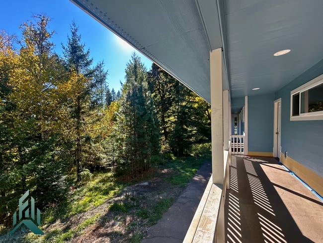 Building Photo - Newly remodeled 5 bed/3 bath Philomath home
