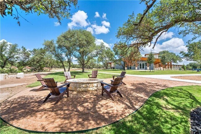 Building Photo - 368 Rend Dr