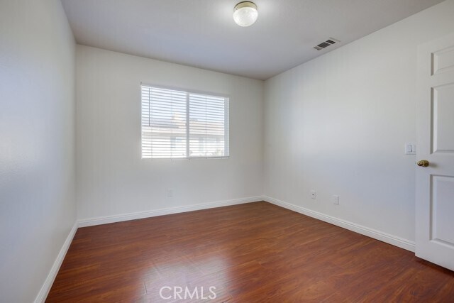 Building Photo - 321 N Riley Ct