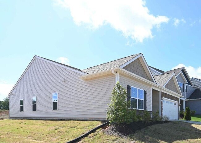 Building Photo - 108 Blue Hydrangea Wy