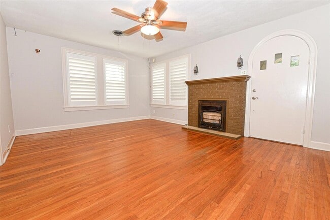 Building Photo - 3908 Becker Ave