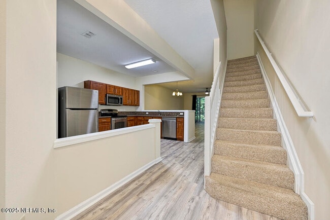 Building Photo - 7546 Scarlet Ibis Ln