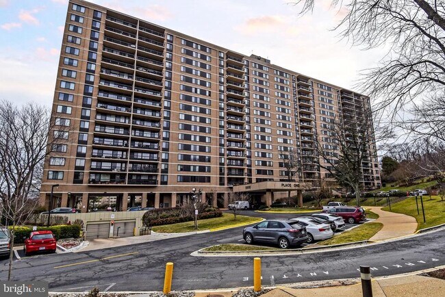 Building Photo - 5500 Holmes Run Pkwy