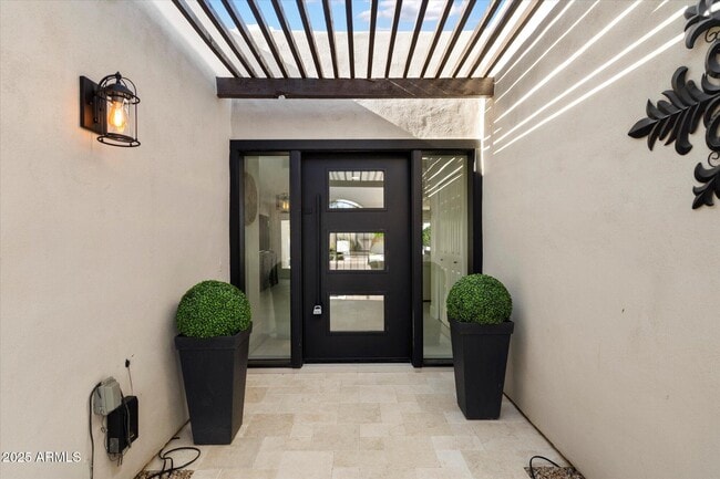 Building Photo - 8338 E San Rafael Dr