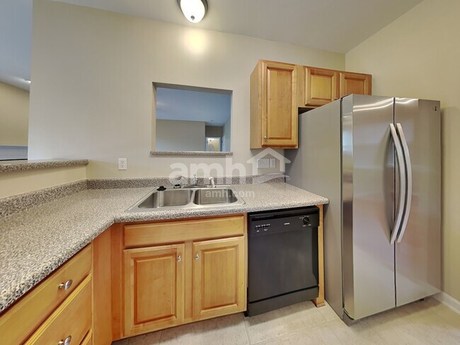 Building Photo - 203 Fledgling Way