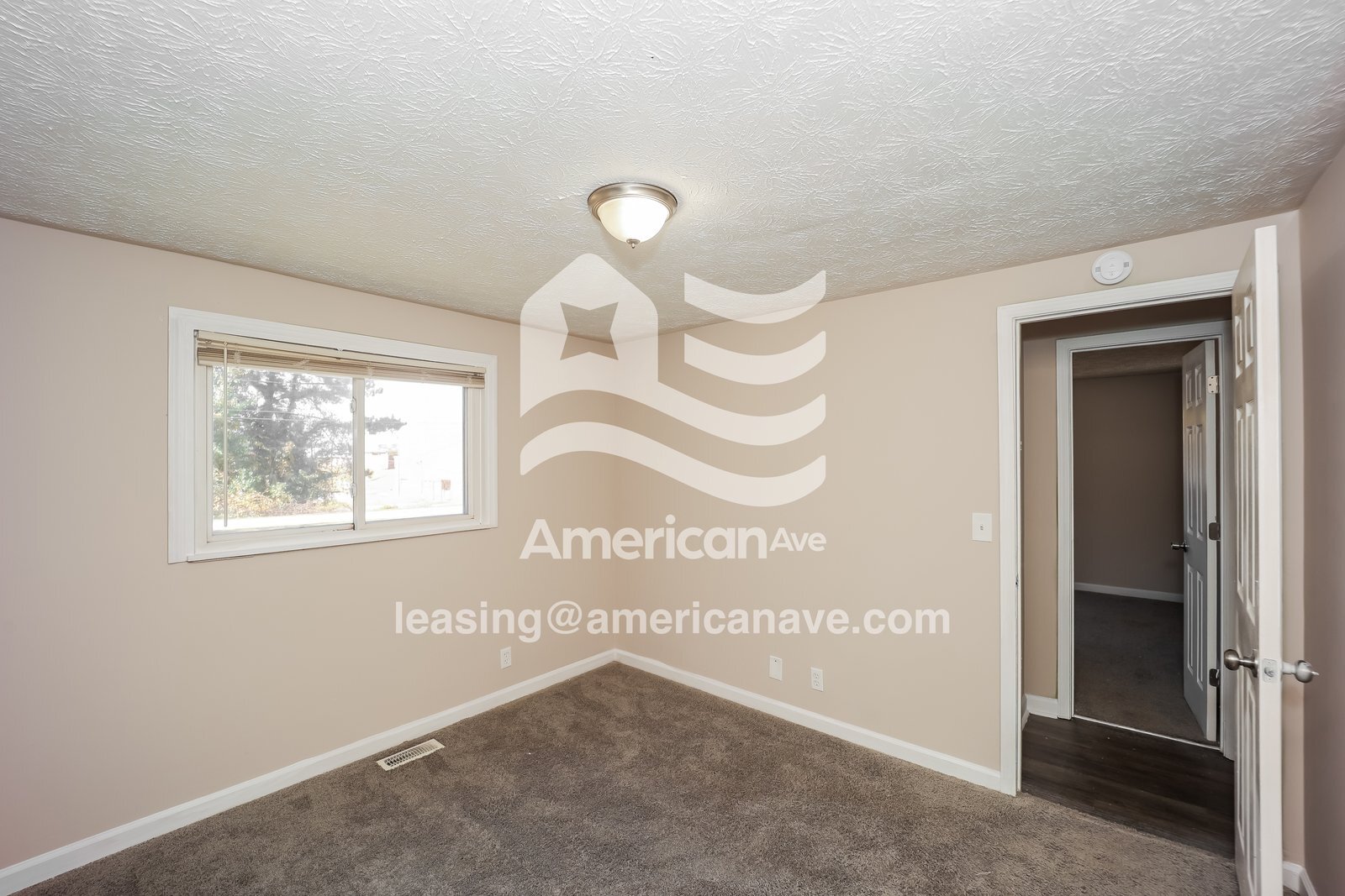 Building Photo - 225 Holly Smith Dr