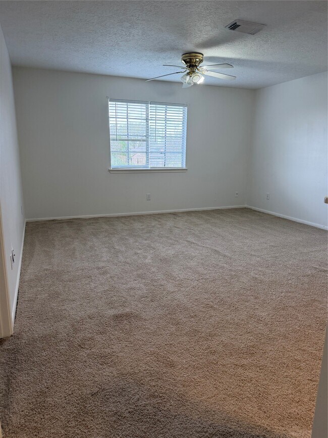 Building Photo - 13714 Firerock Dr