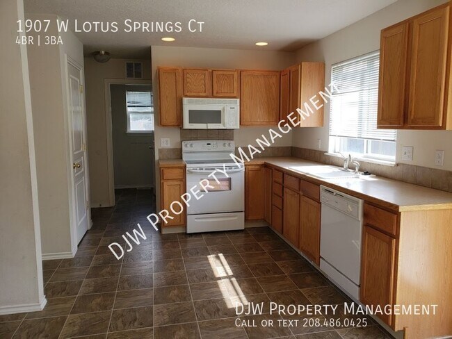 Building Photo - Great South Nampa Home In A Quiet Cul-De-S...