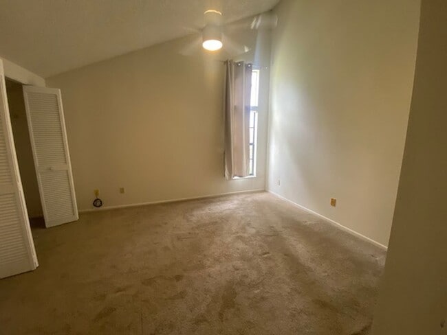 Building Photo - 13301 Broadhurst Loop