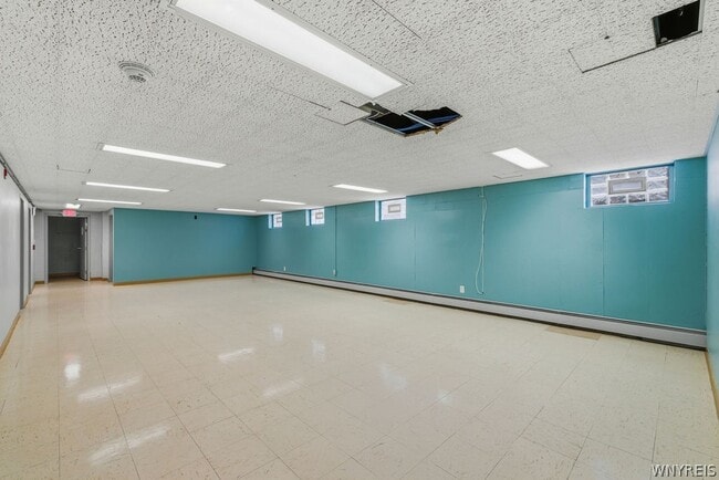 Building Photo - 57 St Johns Parkside