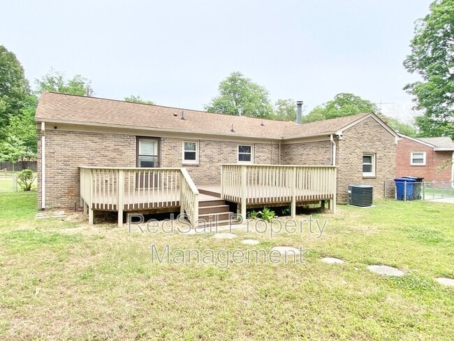 Building Photo - 119 Cindy Cir