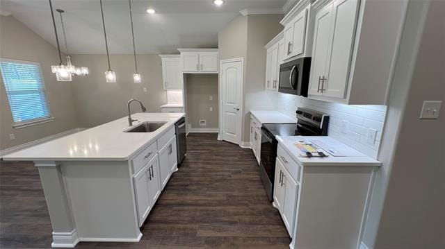 Building Photo - 8101 Scott Ln