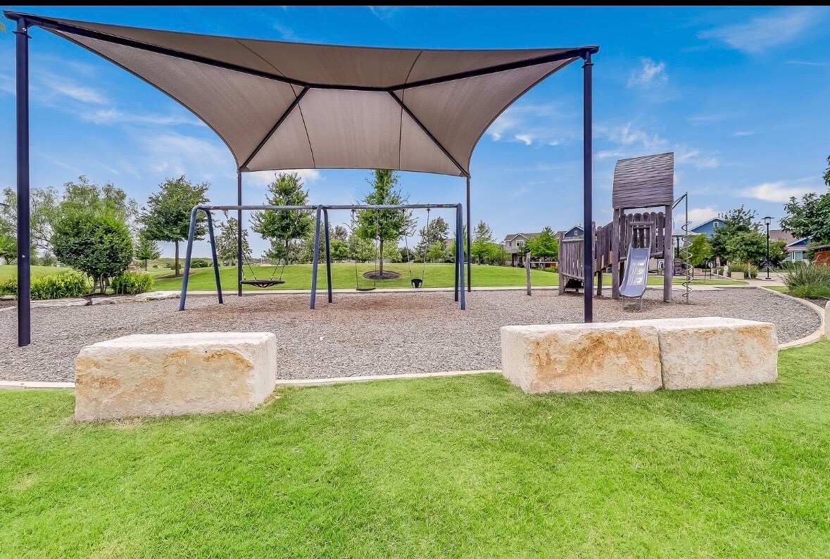 Building Photo - 6006 Rangeland Rd