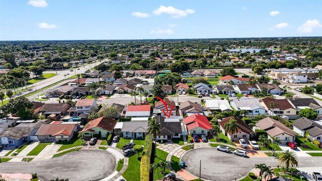 Building Photo - 13280 SW 39th Terrace