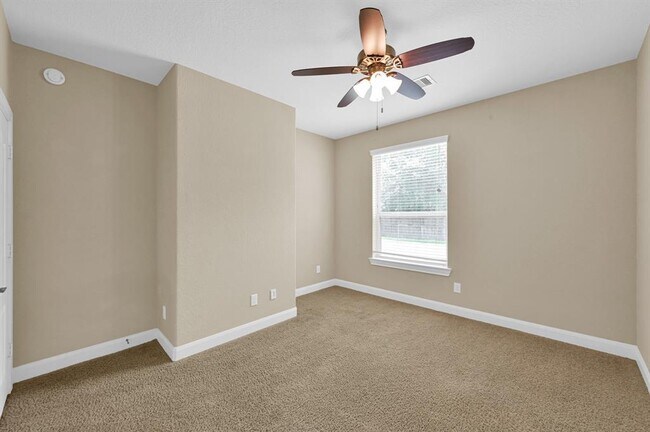 Building Photo - 106 N Pinto Point Cir