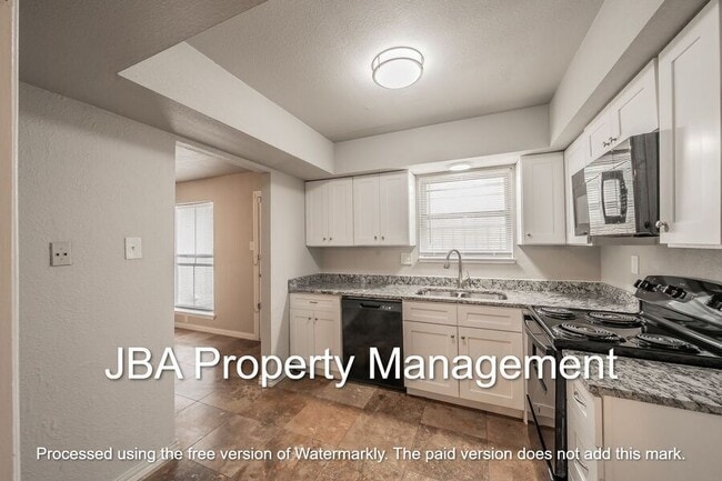 Building Photo - 1761 Belshire-