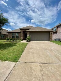 Building Photo - 667 Sharpley Dr