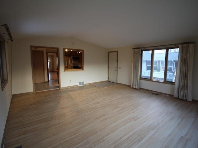 Building Photo - 6310 Vincent Ave S