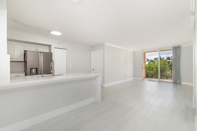 Primary Photo - 1801 N Flagler Dr