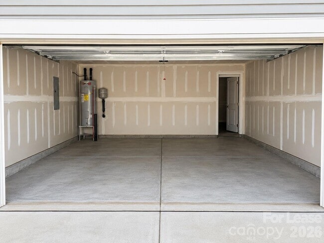 Building Photo - 166 Brentwood Dr